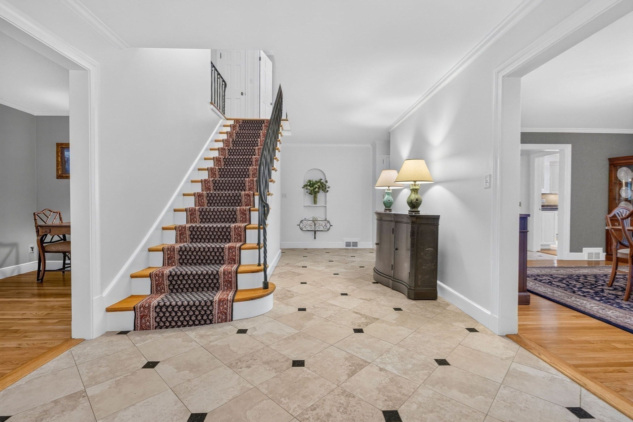 8 Buttercup Ln, Dover, MA Photo #24