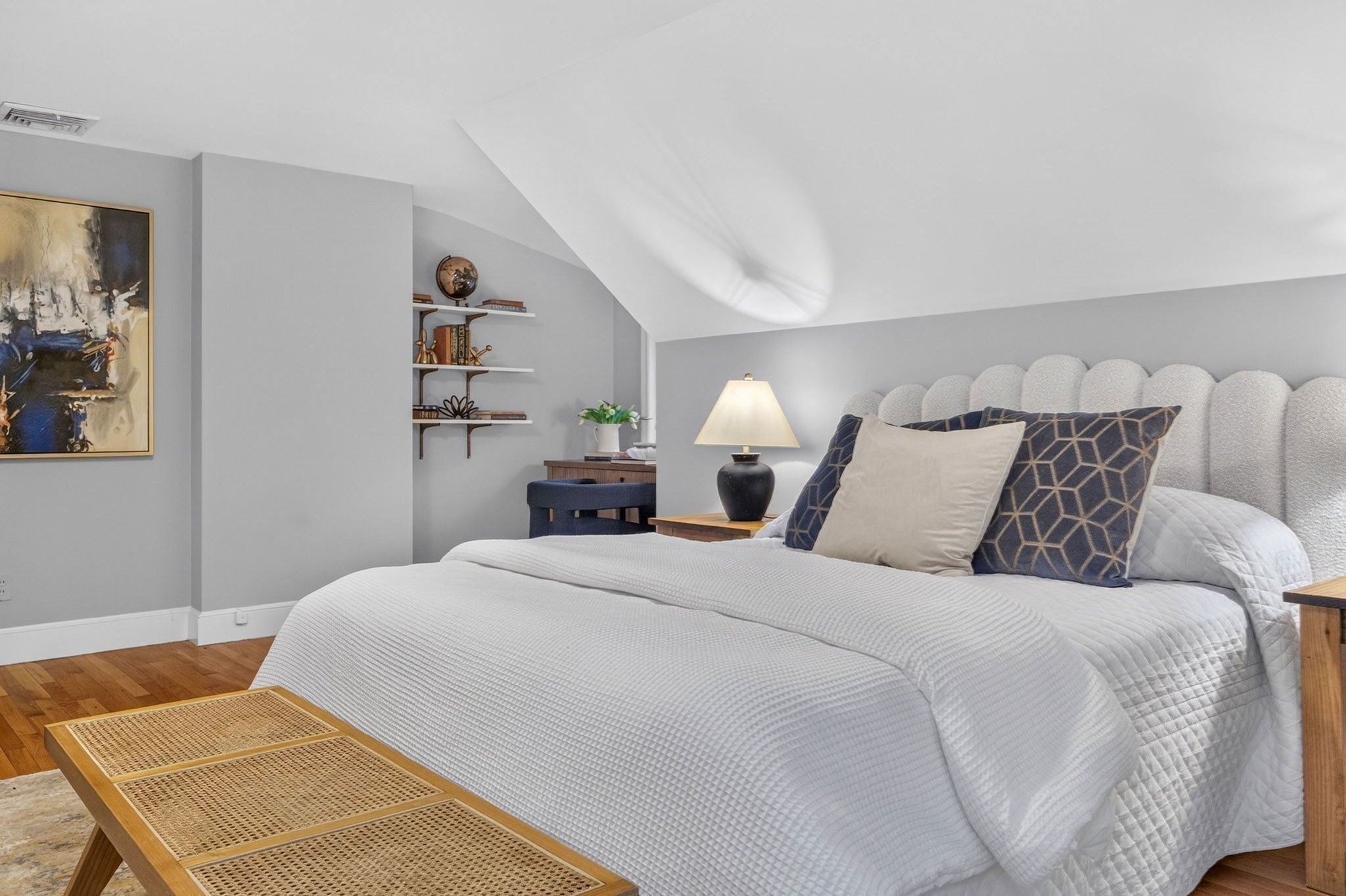 8 Buttercup Ln, Dover, MA Photo #21