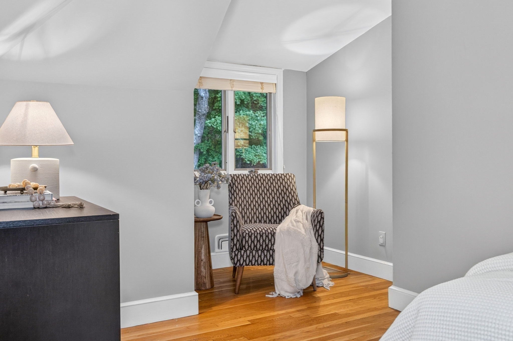 8 Buttercup Ln, Dover, MA Photo #26