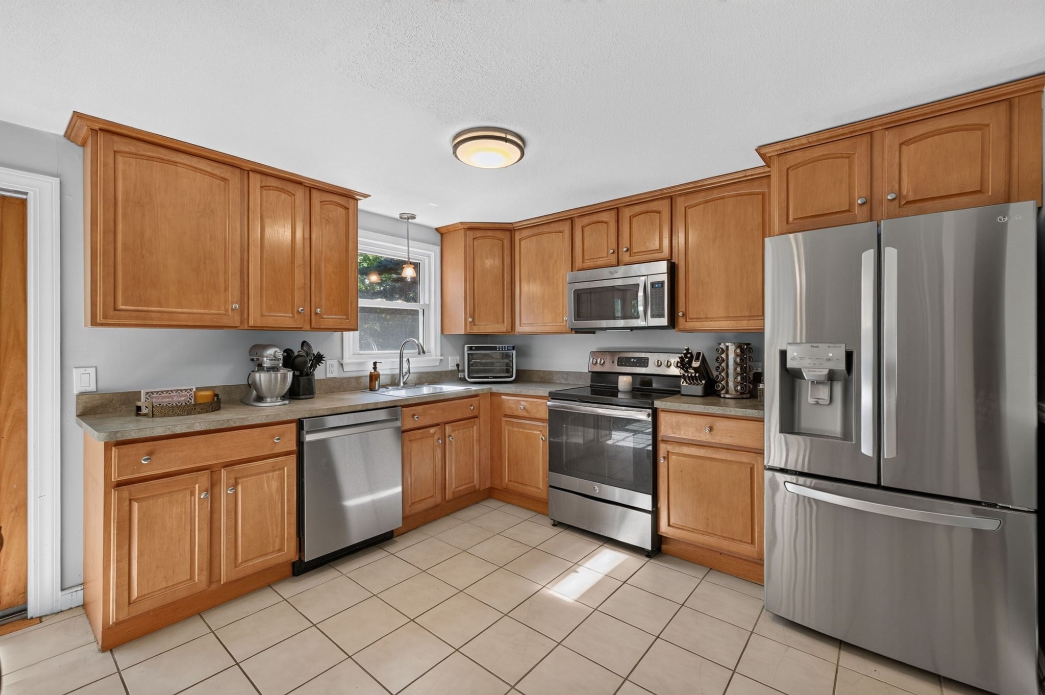 67 Nicholas Rd, Raynham, MA, 67 Nicholas Rd, Raynham, MA Photo #14