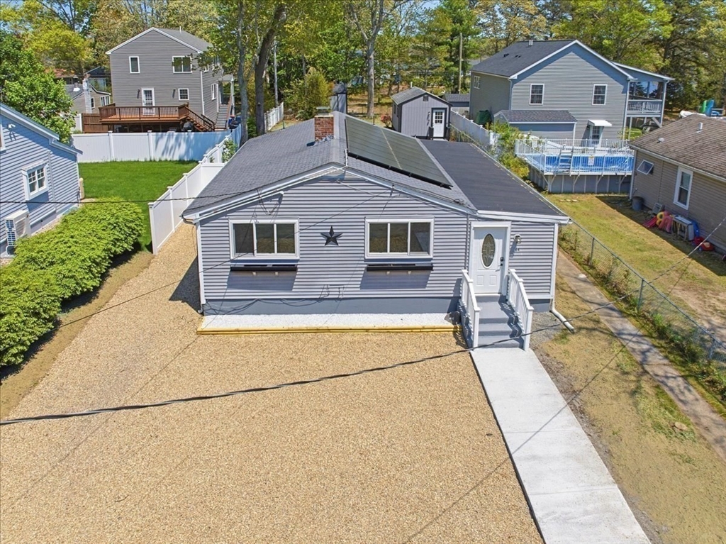 64 Rosepoint Ave