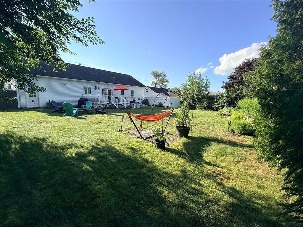 91 Royal St, Chicopee, MA Photo #14