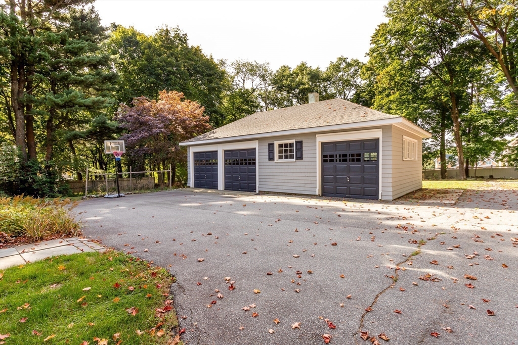34 Brush Hill Ln 34