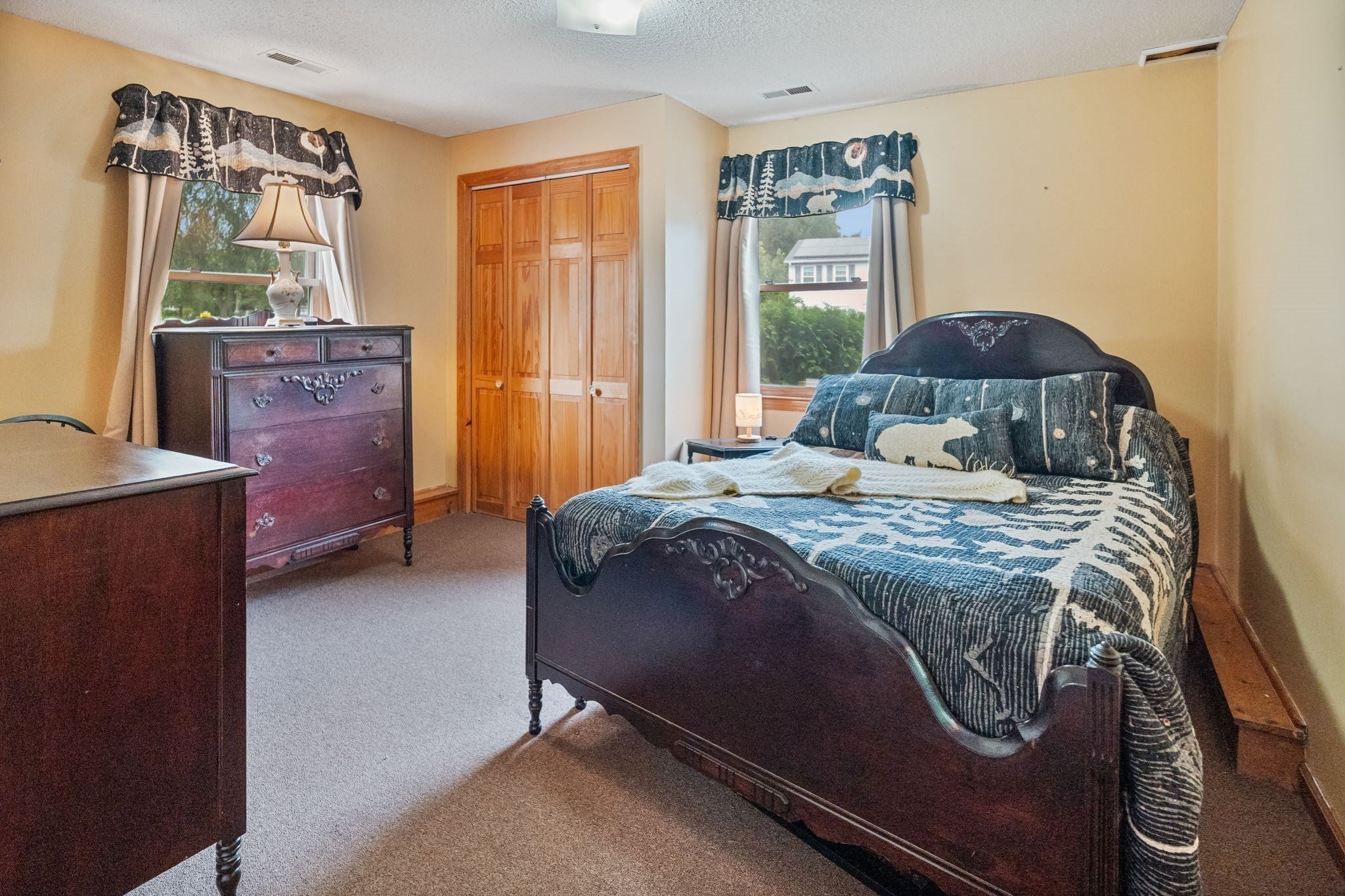 8 Oriole Dr, Agawam, MA Photo #27