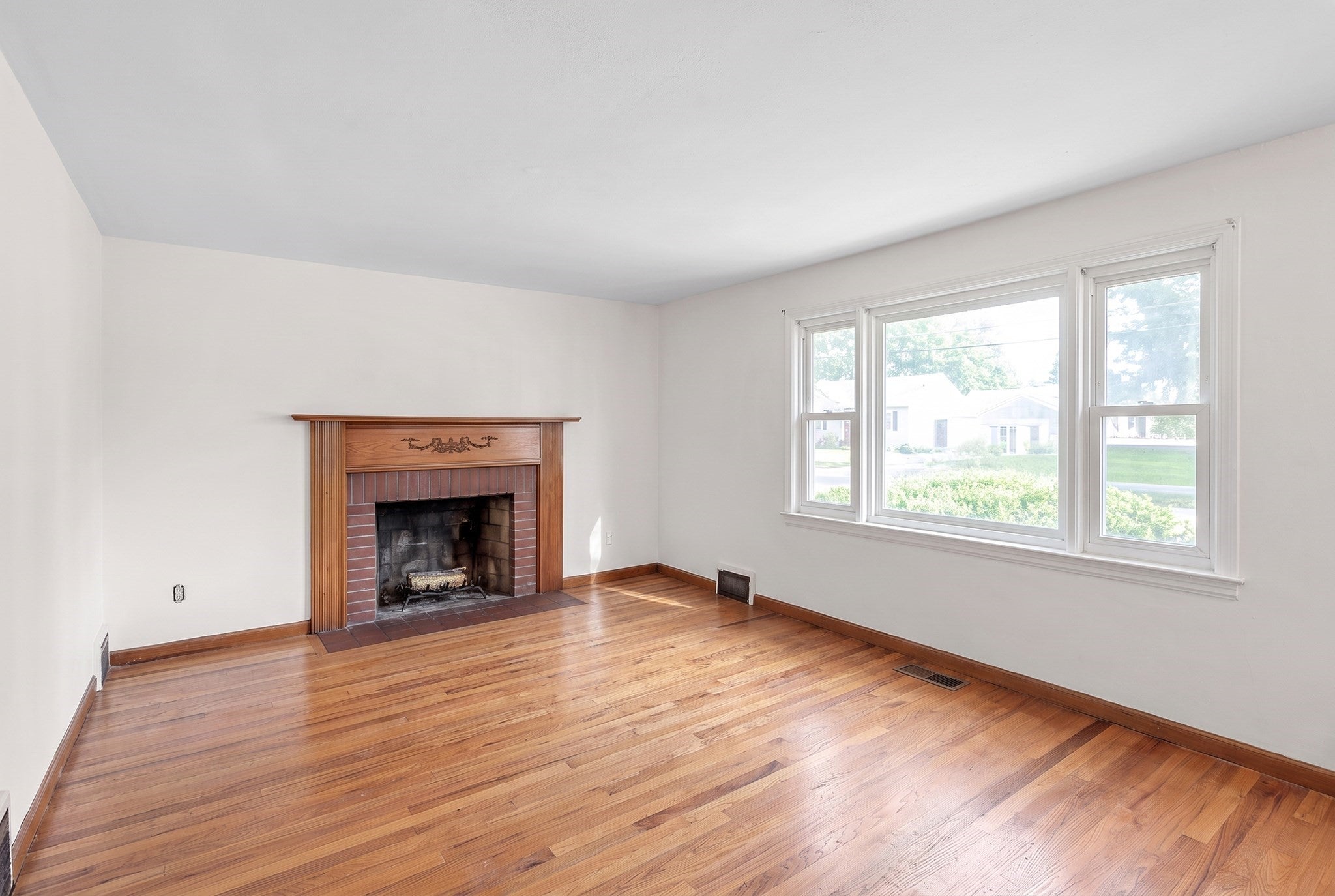 44 Arthur St, Springfield, MA, 44 Arthur St, Springfield, MA Photo #22