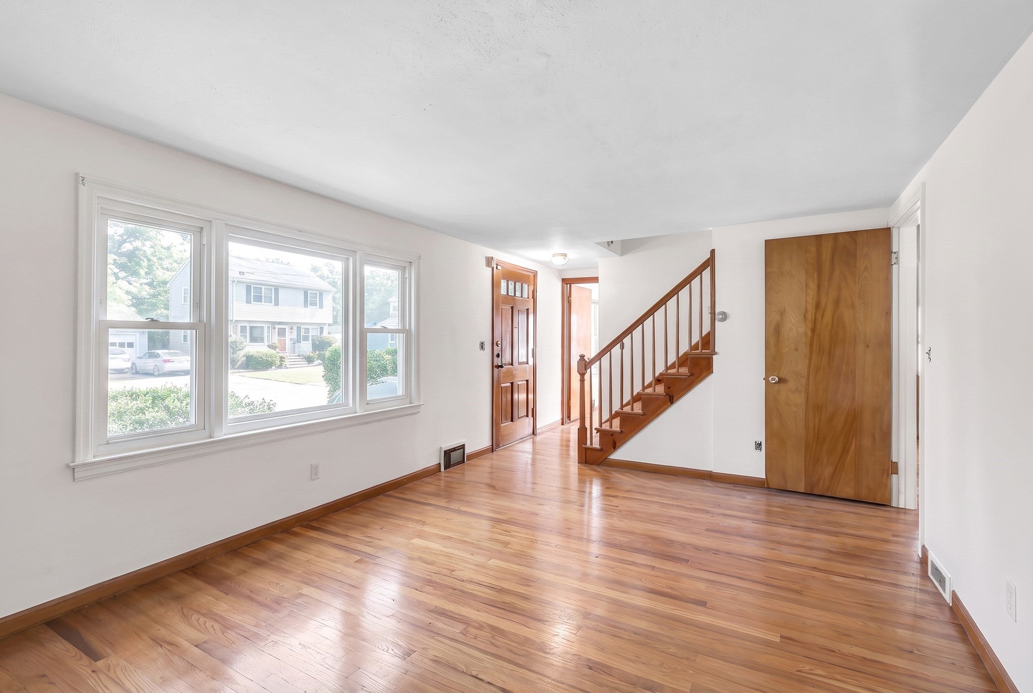 44 Arthur St, Springfield, MA, 44 Arthur St, Springfield, MA Photo #23