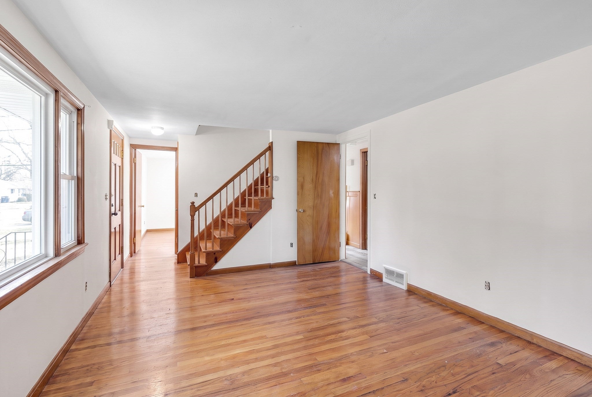 44 Arthur St, Springfield, MA, 44 Arthur St, Springfield, MA Photo #25