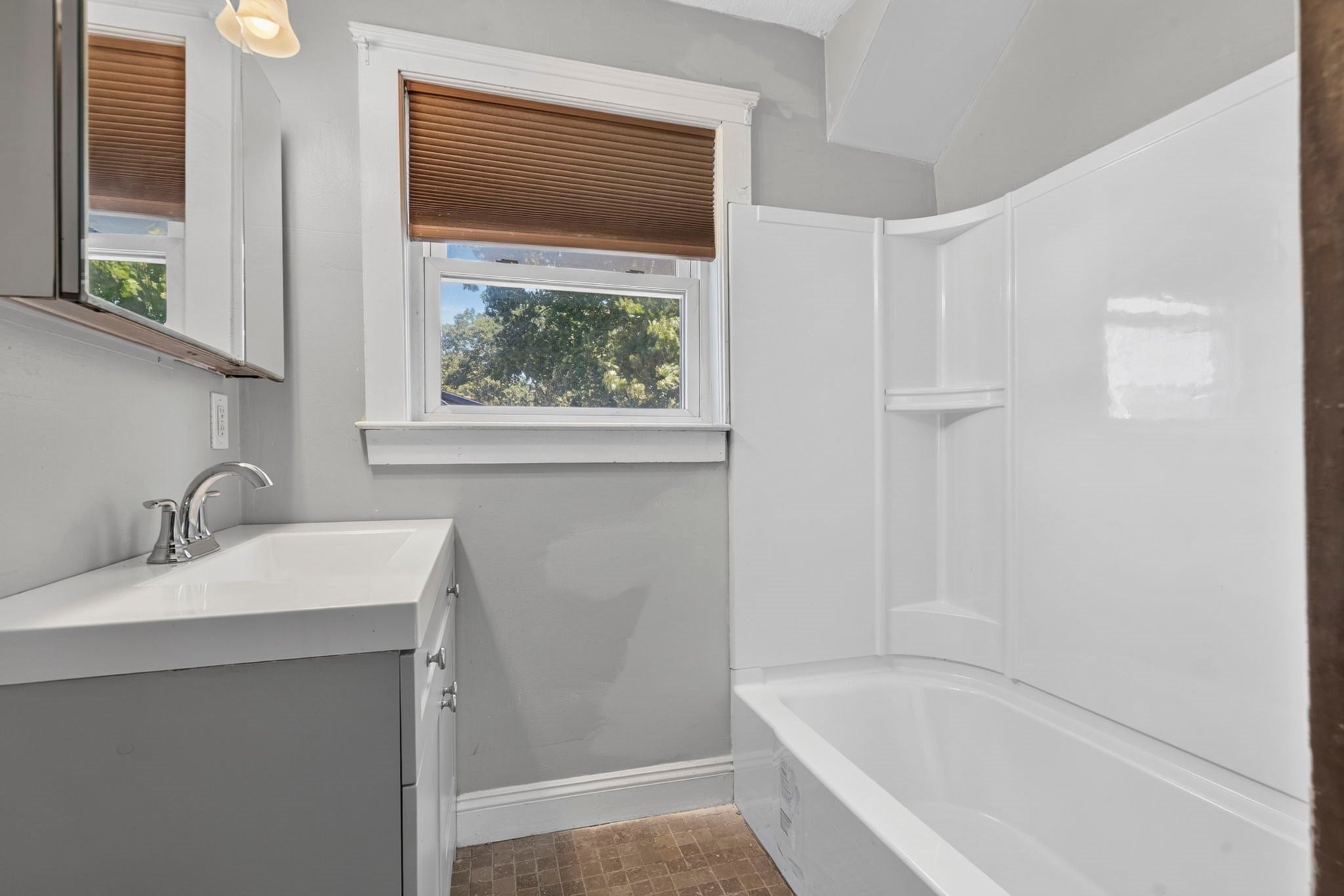 121 Oakland St, Mansfield, MA Photo #19