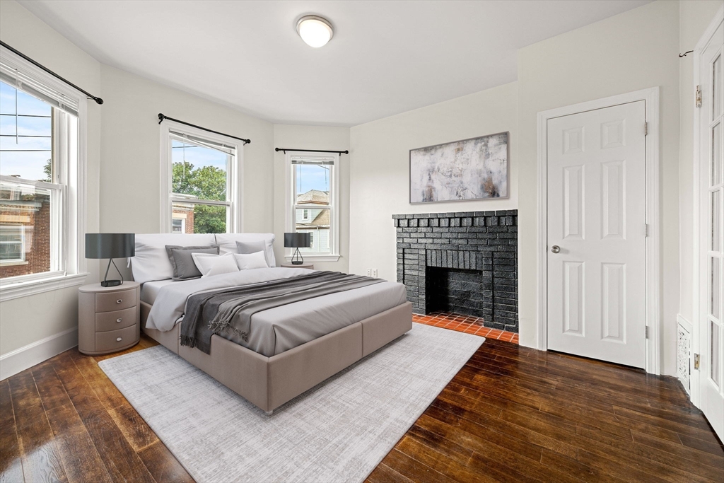24 Gayland St 3