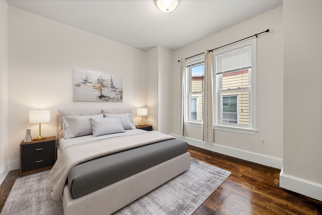 24 Gayland St 3