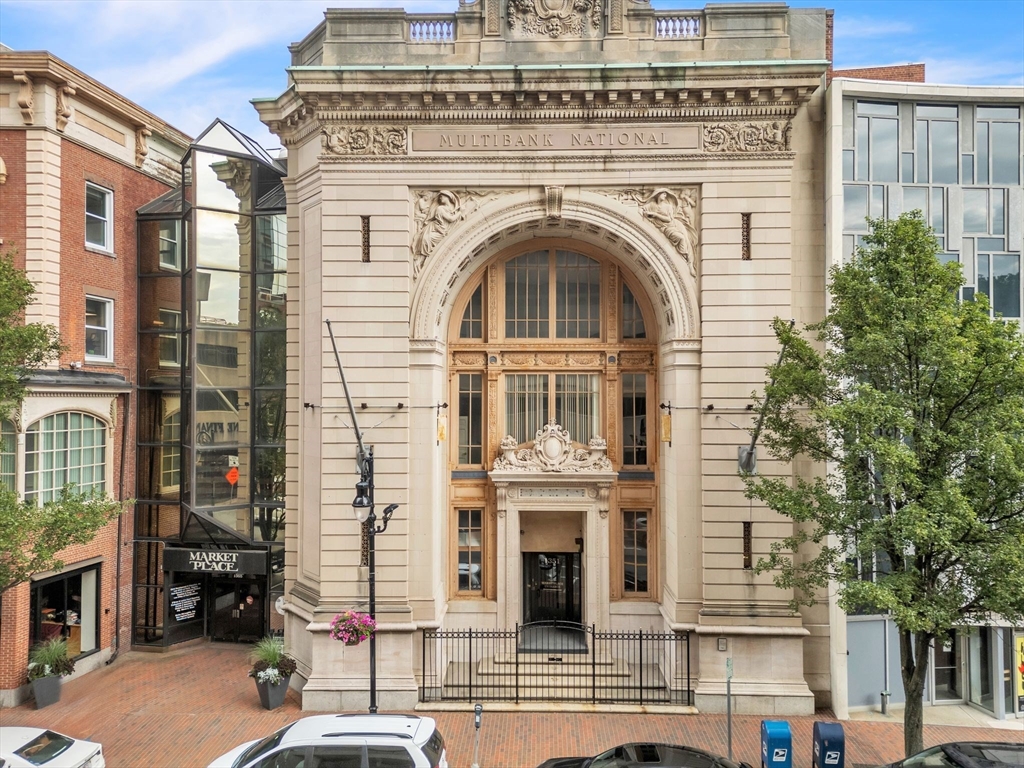Photo 1 of 24 — 1351 Main St, Springfield, MA 01103