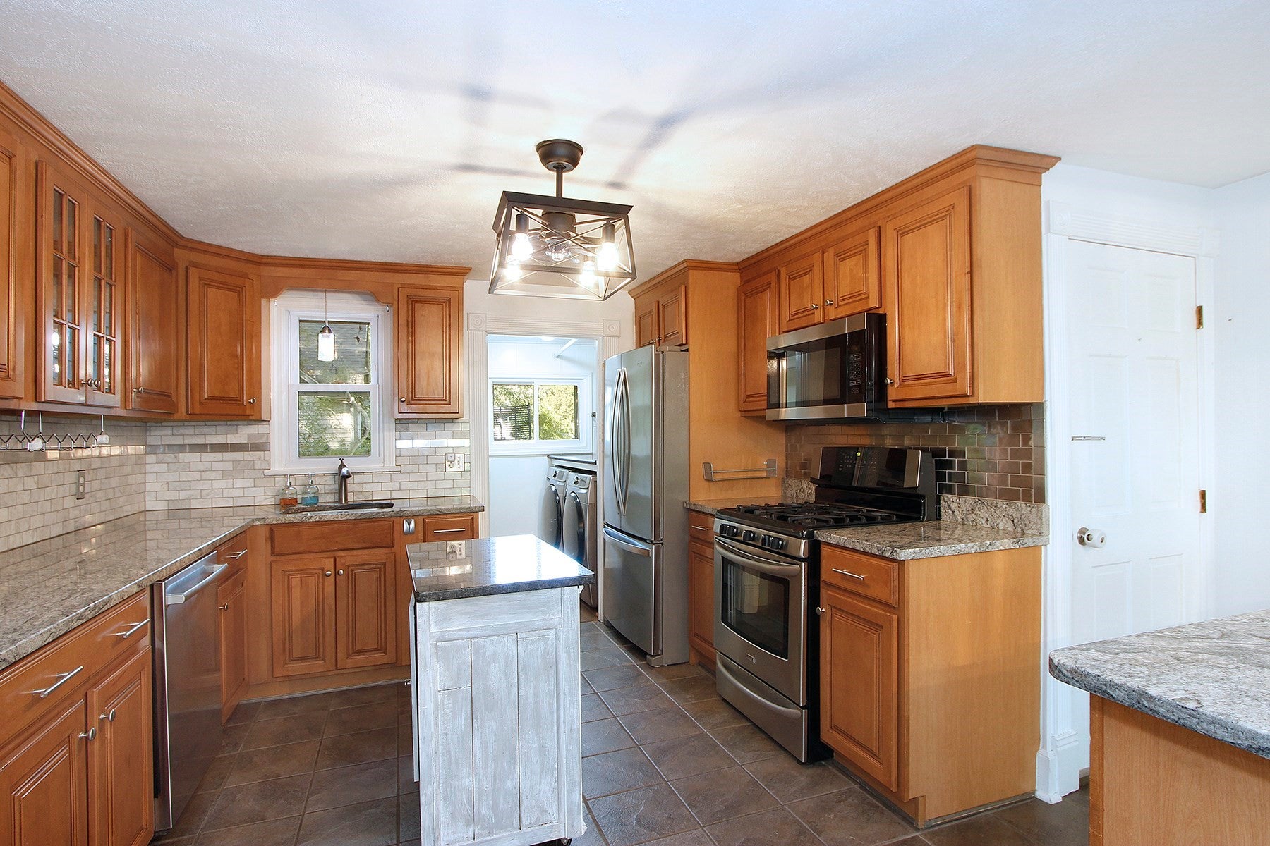 427 Bedford Street, Lakeville, MA Photo #7