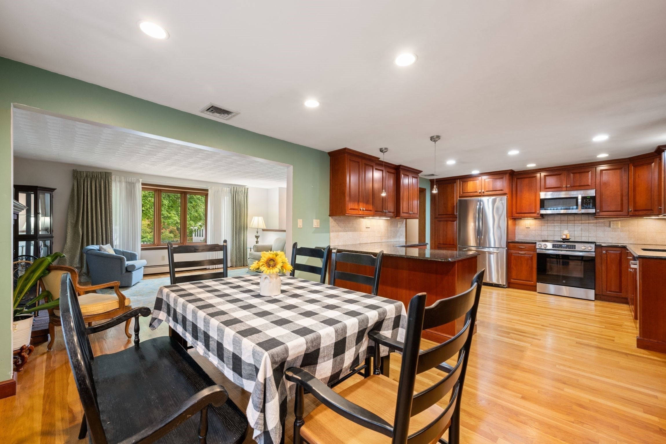 28 Evergreen Avenue, Braintree, MA, 28 Evergreen Avenue, Braintree, MA Photo #7