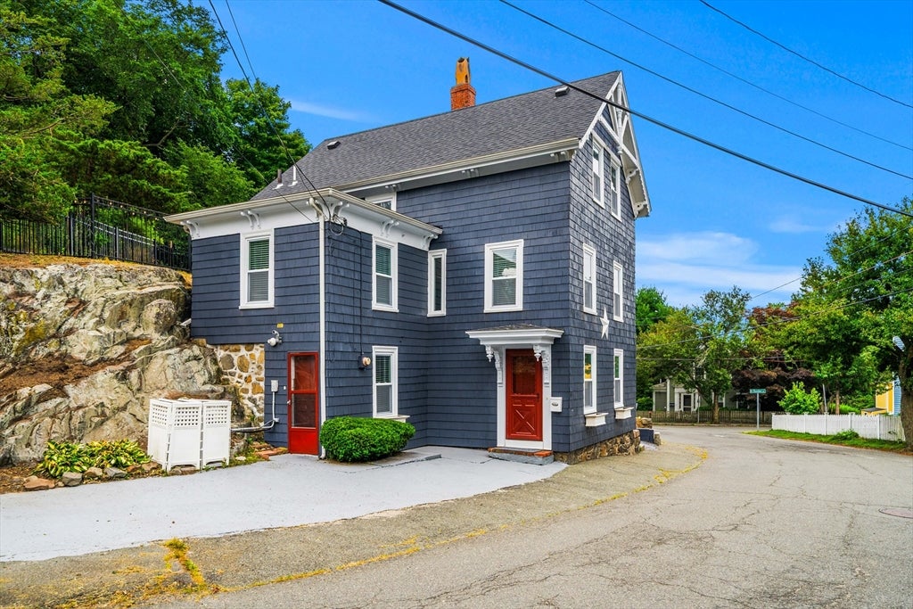 Photo of 53 Sewall St, Marblehead, MA