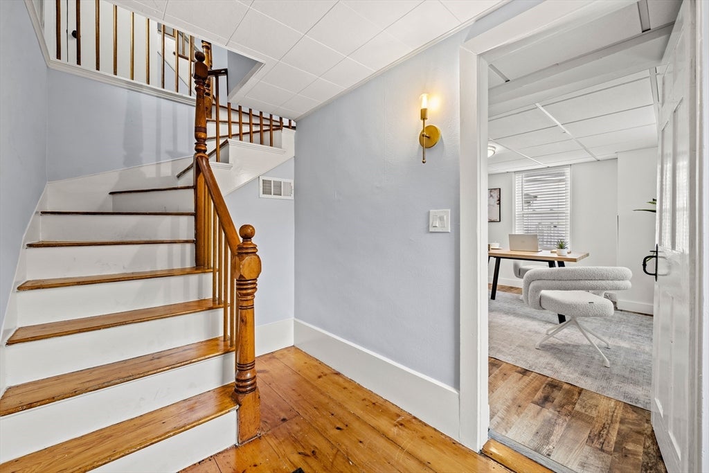 53 Sewall St, Marblehead, MA Photo #13