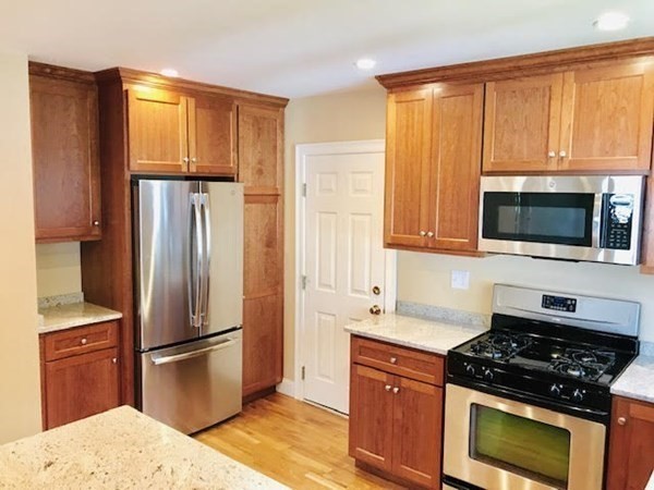 394 Weld St 394