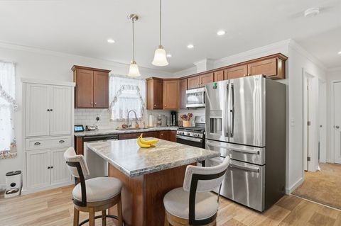 9 Lily Lane Templeton MA 01436