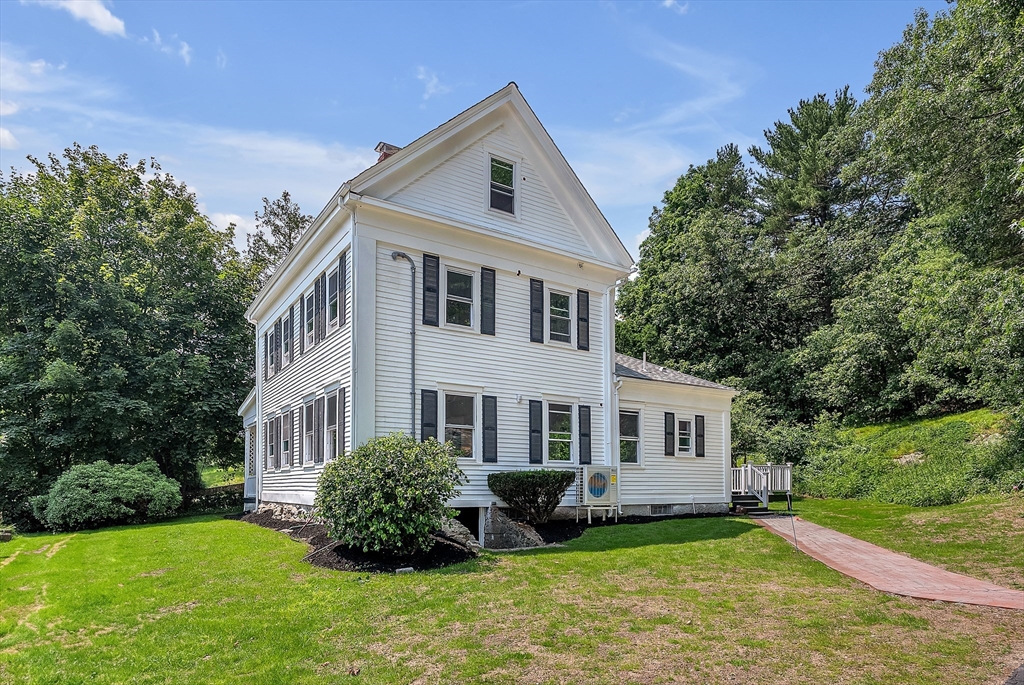 30 Forest Park Rd