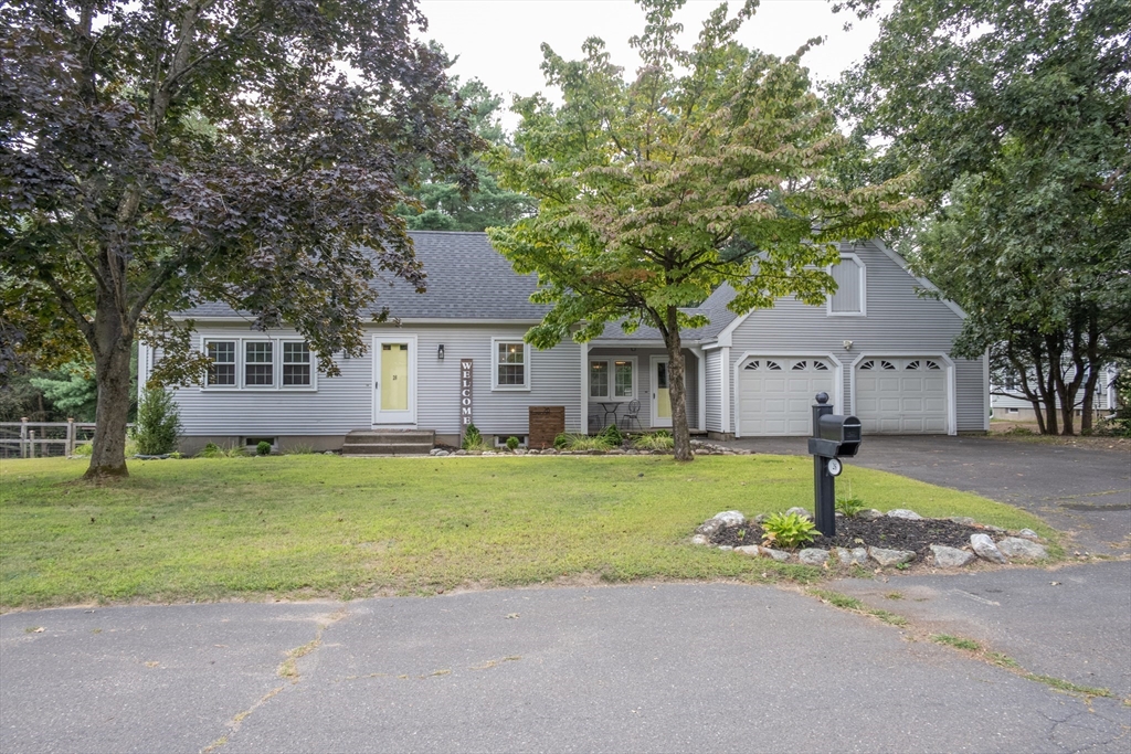 26 Deepwoods Dr