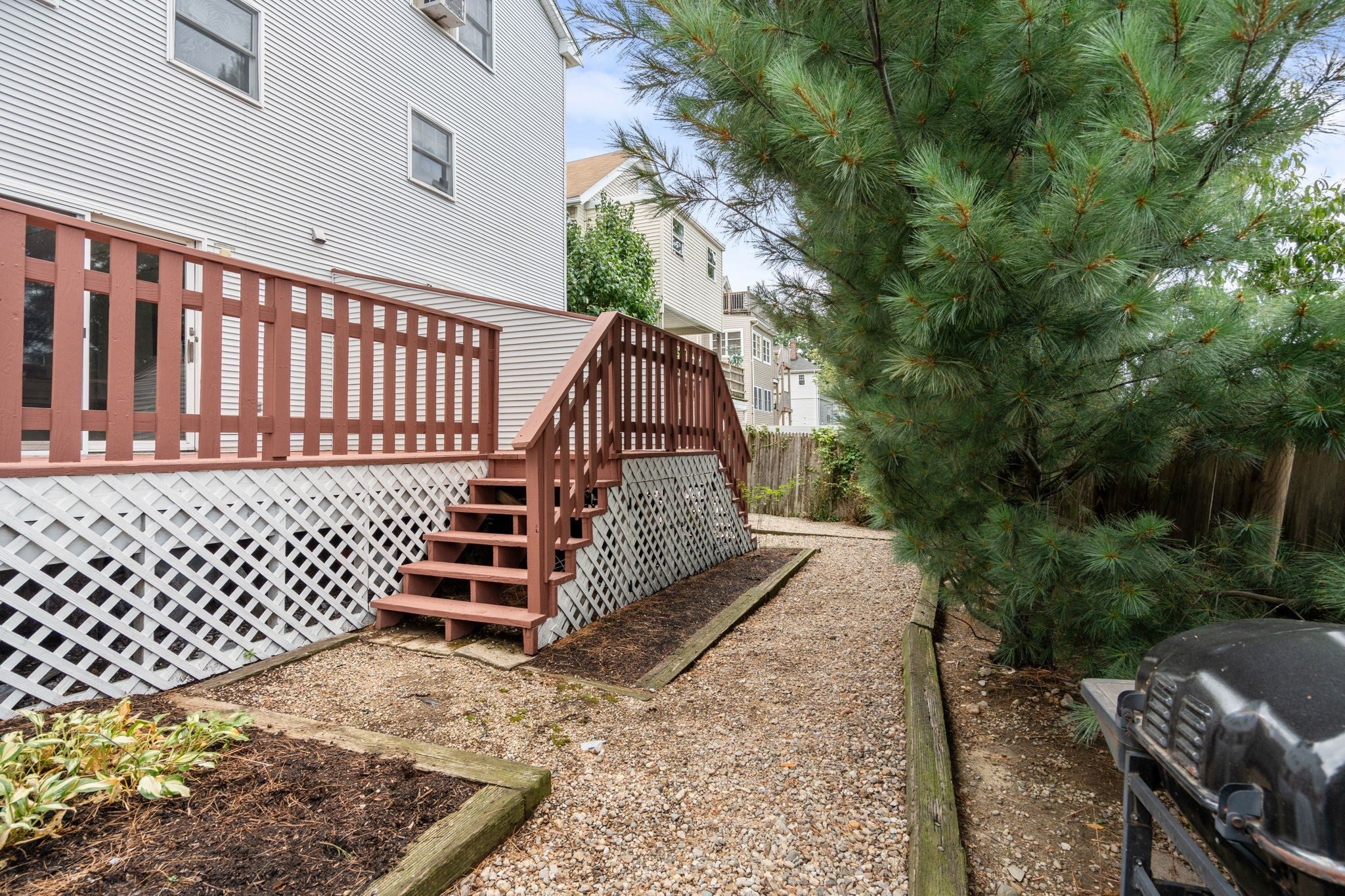57 Prescott Ave 57