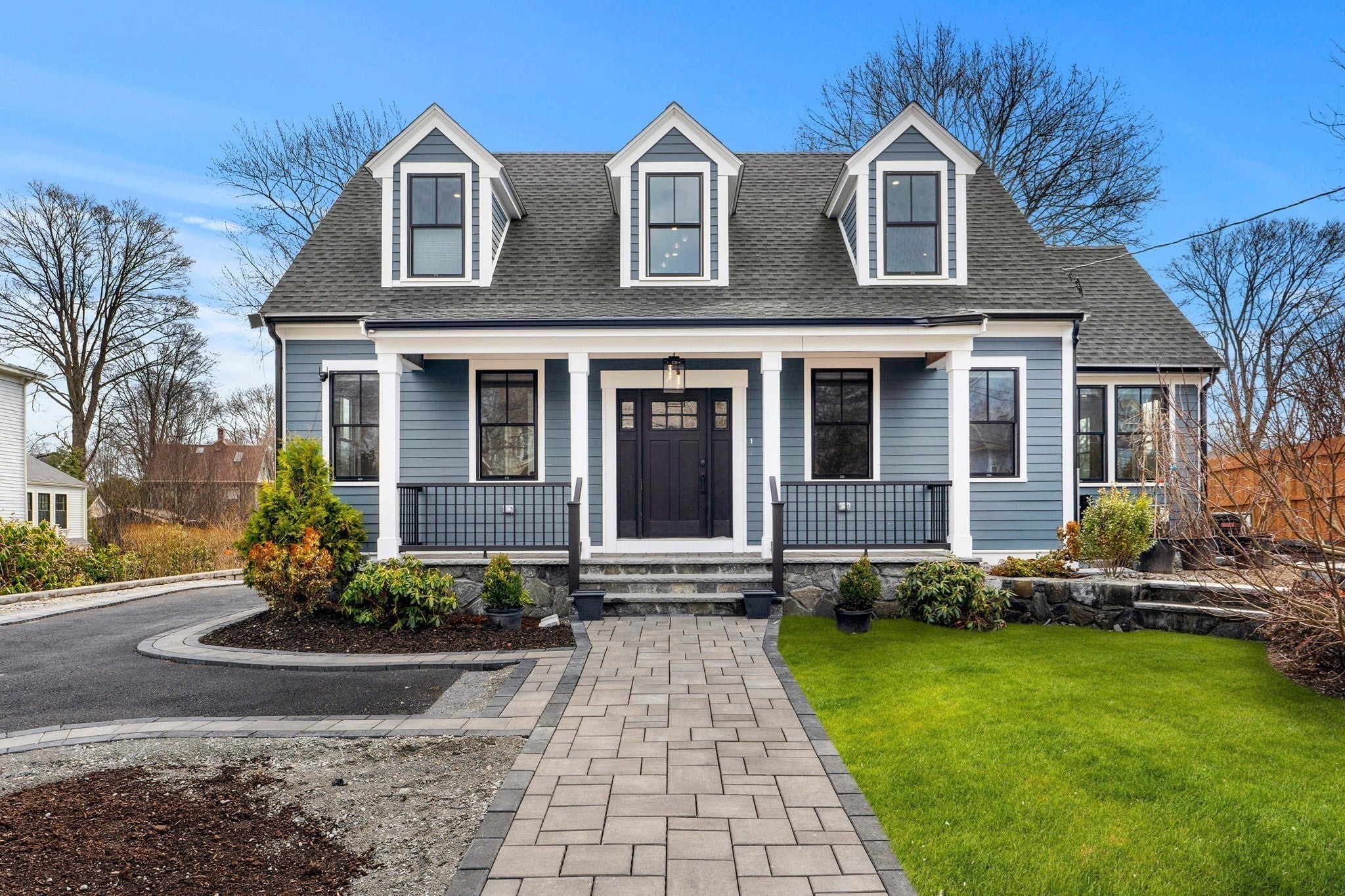 462 Waltham Street