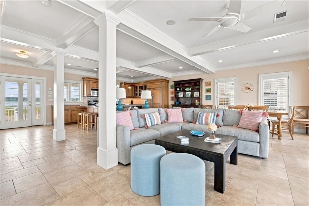 2 Cliff Rd S, Scituate, MA Photo #17