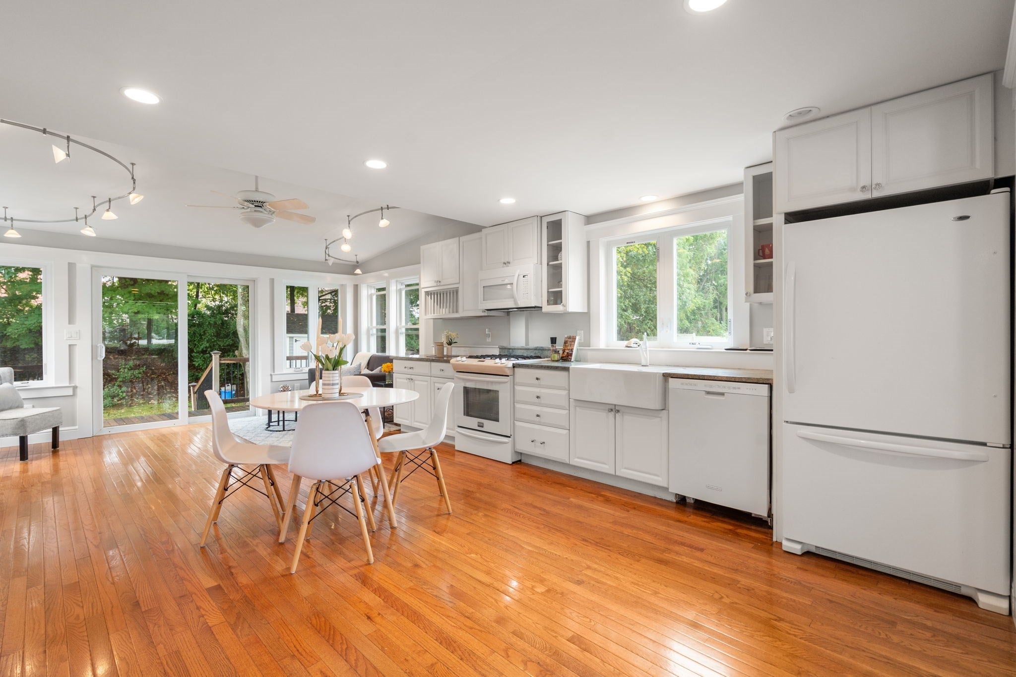 203 Channing Rd, Belmont, MA Photo #4