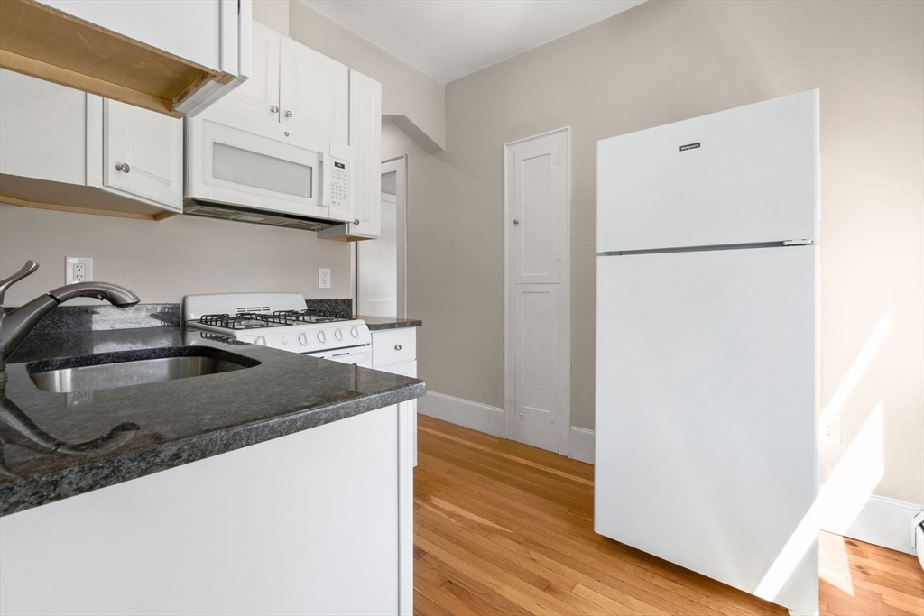 28 Poplar St 7