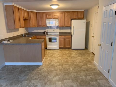 23 Elm 1 Manchester MA 01944