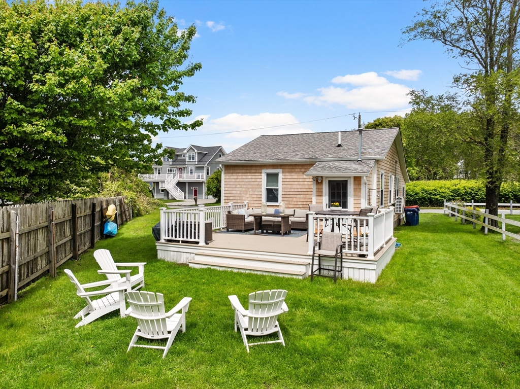 13 Hathaway St