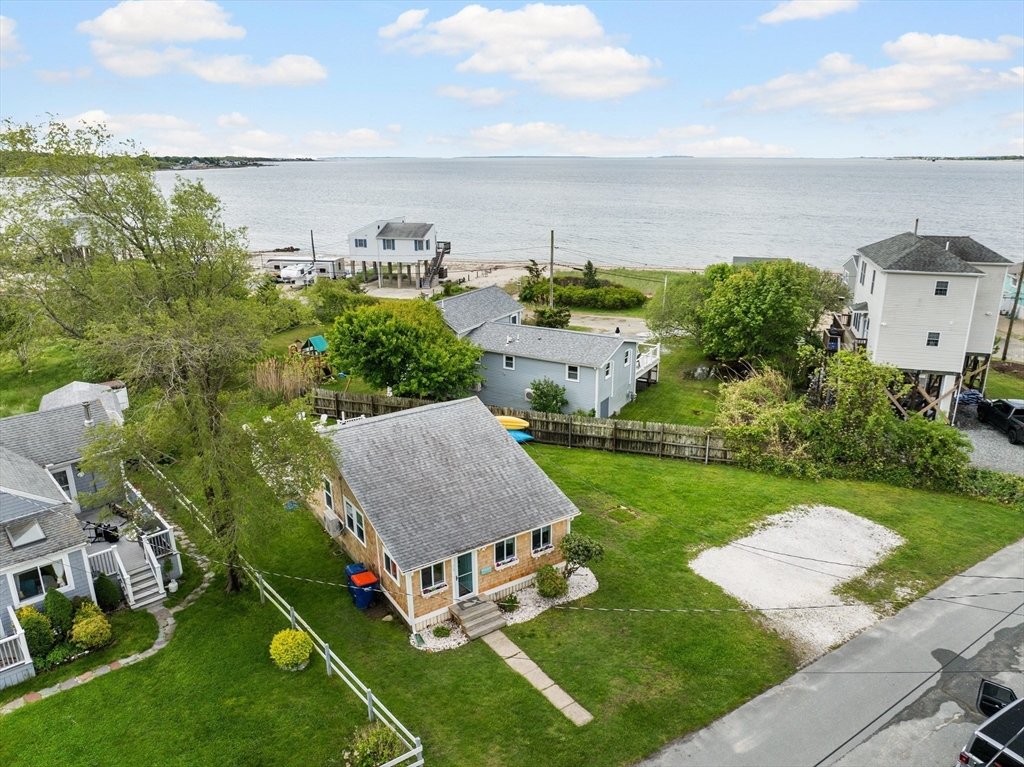 13 Hathaway St