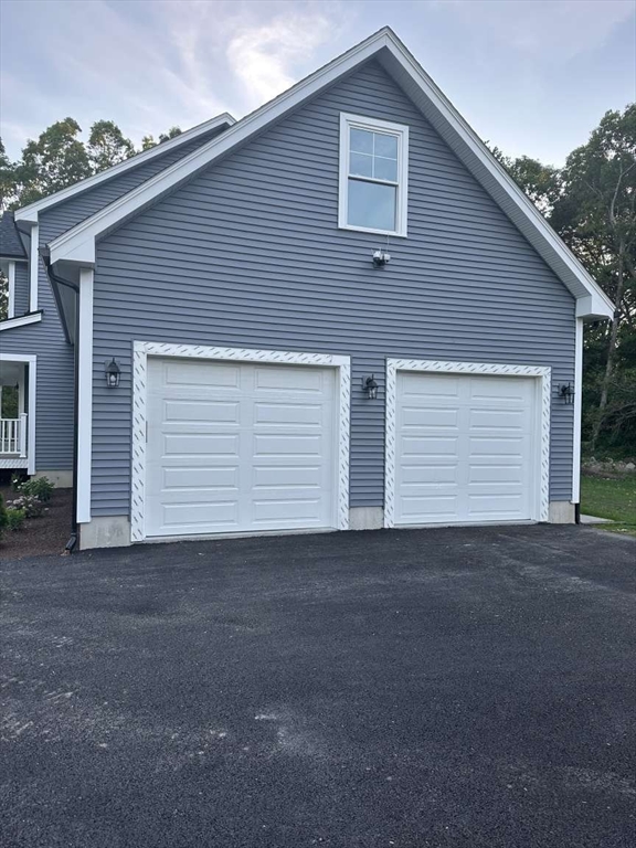 16 Ledge Hill Lane