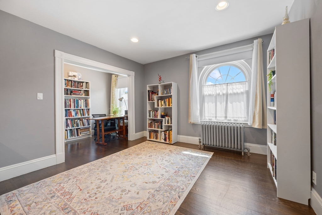 306 Main Street 10