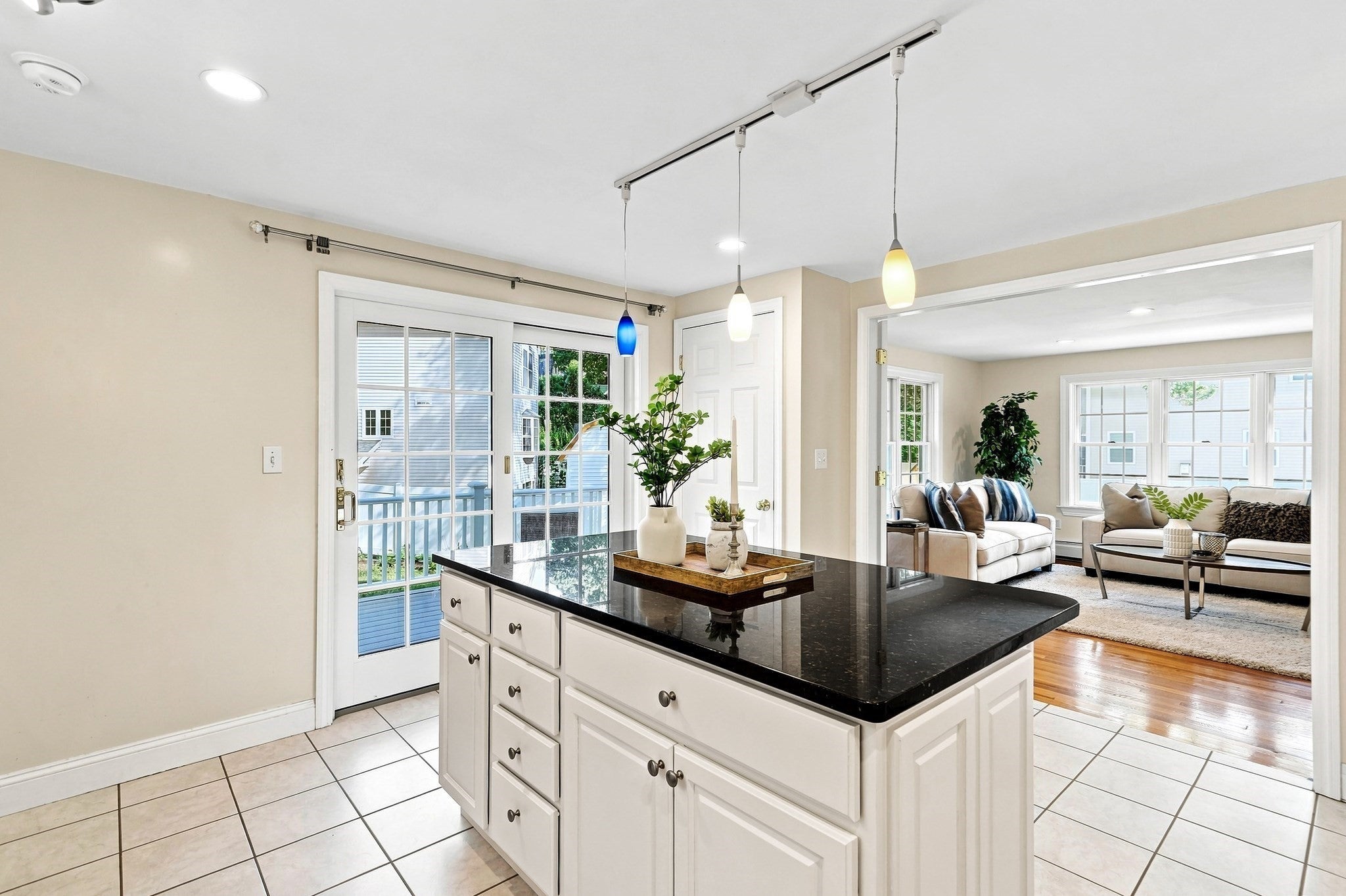 438 Waltham St, Lexington, MA Photo #14