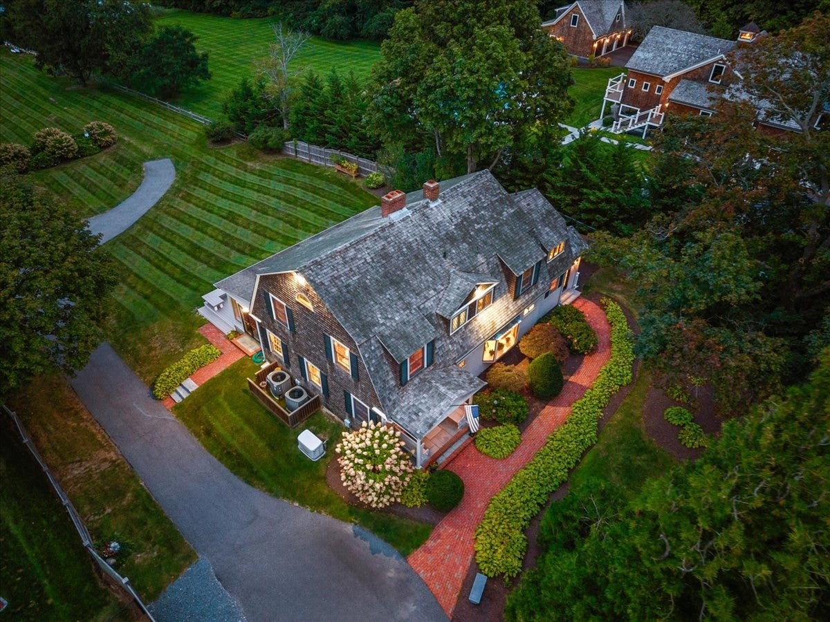 26 Warren Ave