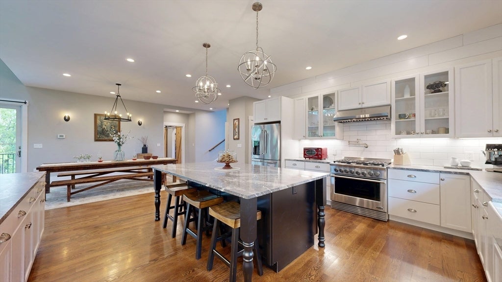 5 Gold Crest Drive