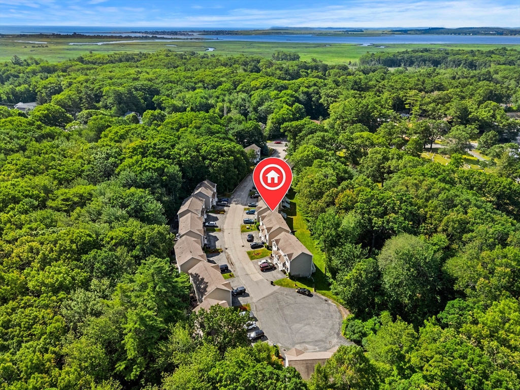 111 Beach Rd 9