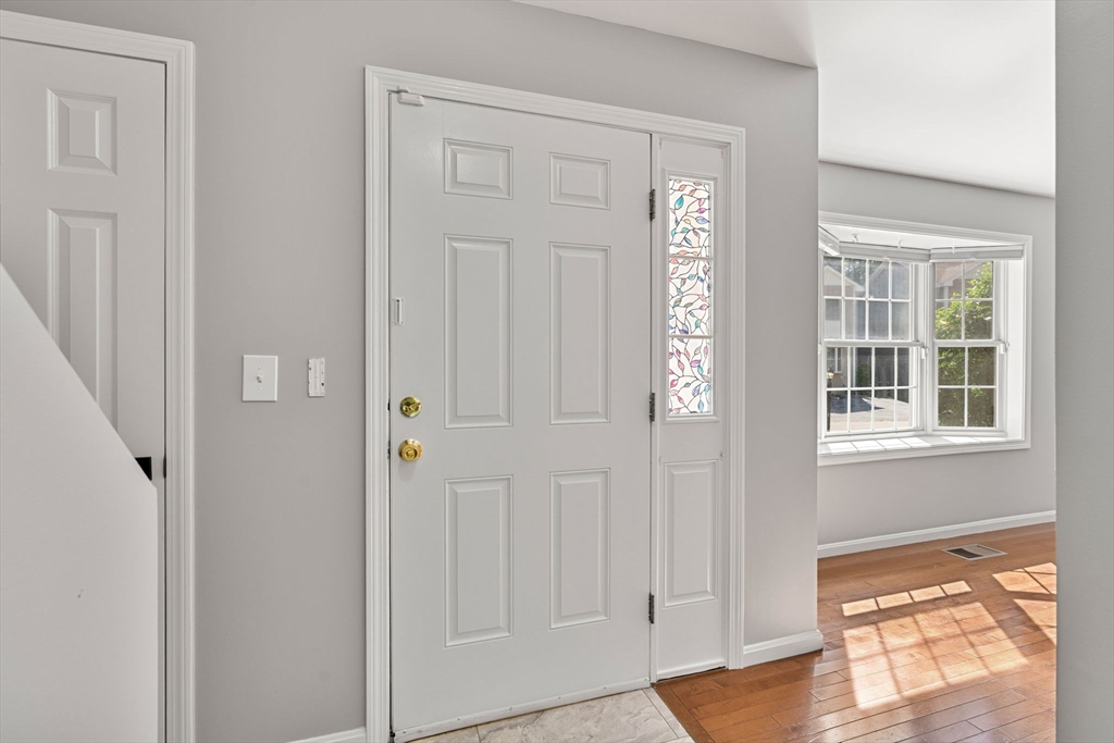 111 Beach Rd 9