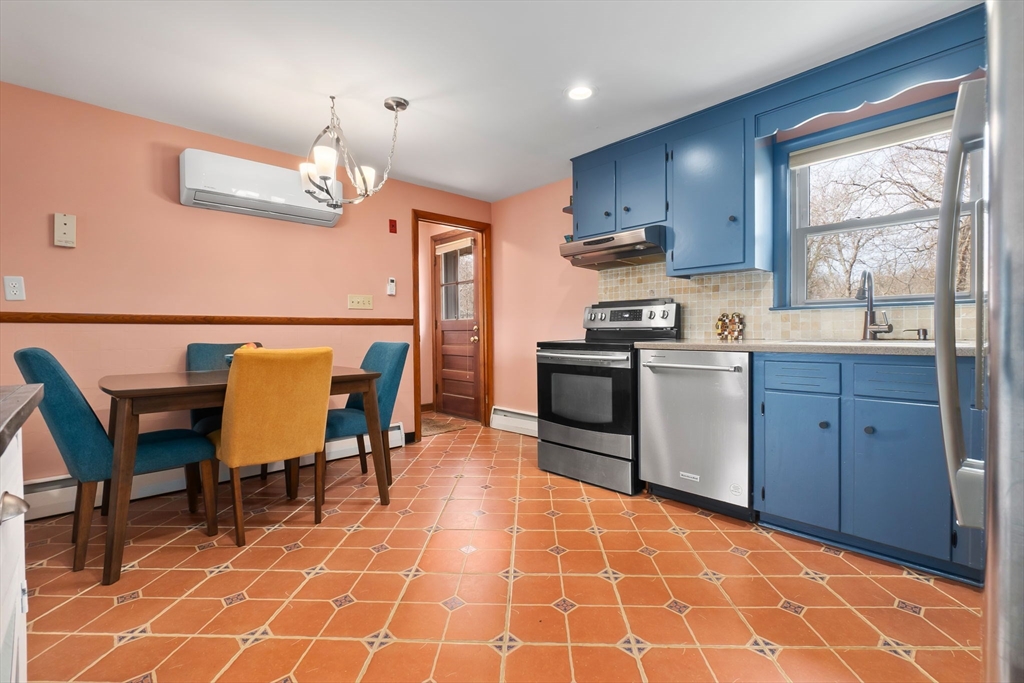 34 Longmeadow Rd