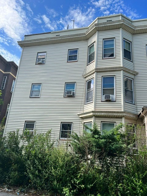 38 Chestnut St