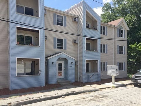 Photo of 7 Gibbs St #7, Worcester, MA 01607 (MLS # 73520457)