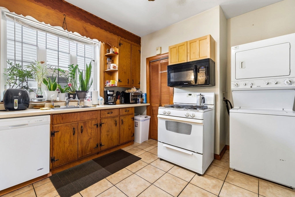 50 Bradford St, Everett, MA, 50 Bradford St, Everett, MA Photo #7