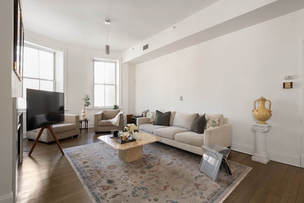 55 W Broadway 3