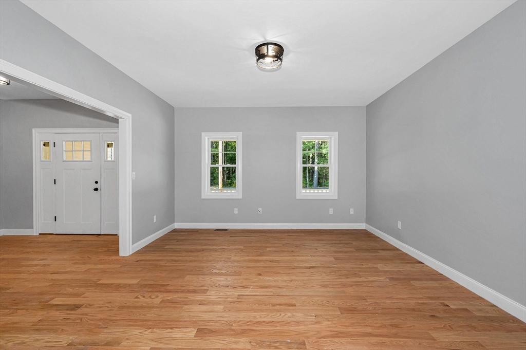 17 Norris Rd