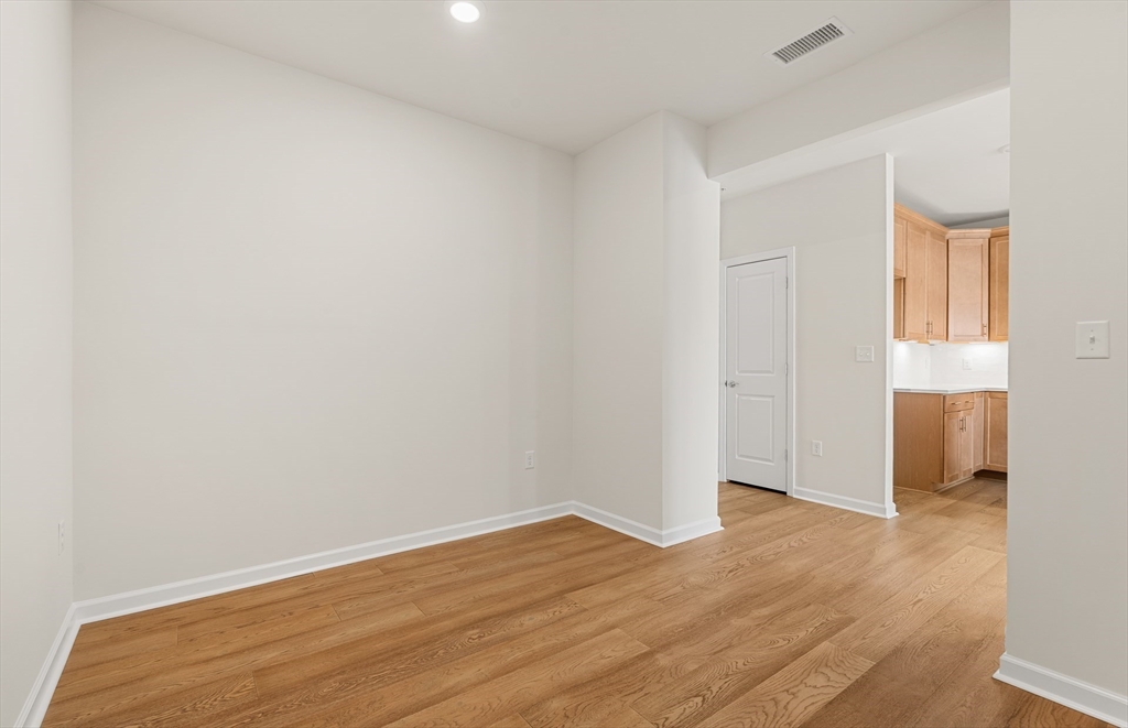 320 Martins Landing 410