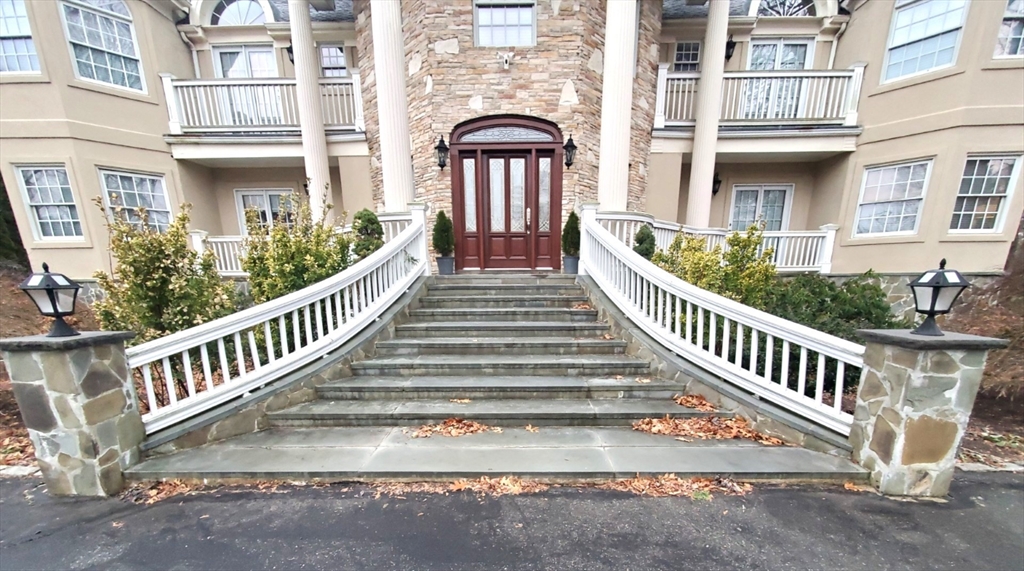 72 Charlemont Street