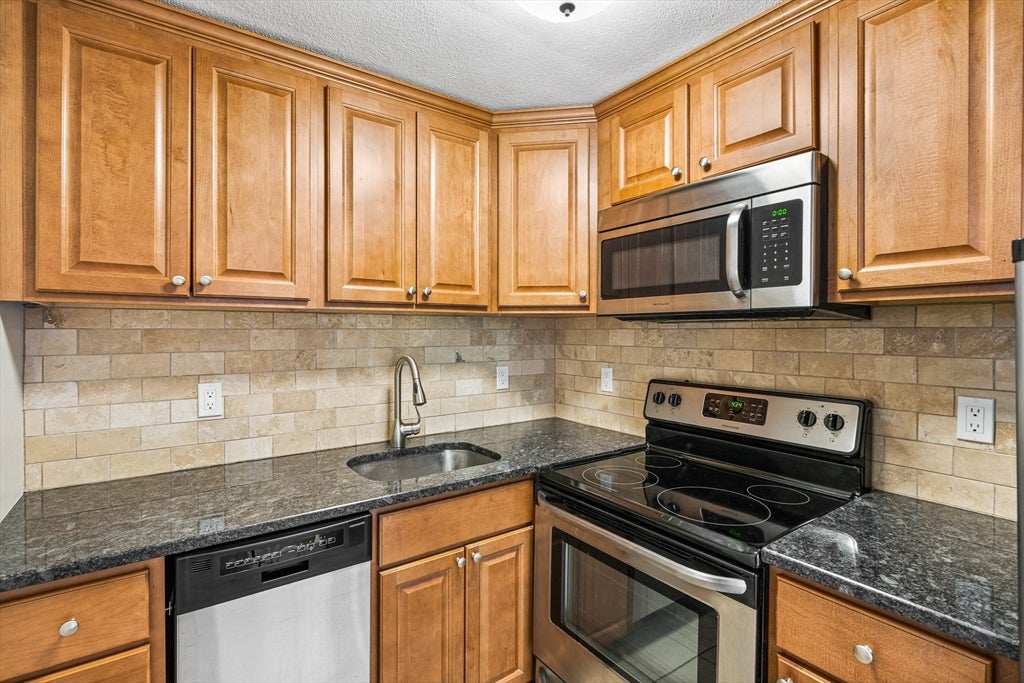 11 Ridge Rd #3, Lincoln, MA, 11 Ridge Rd #3, Lincoln, MA Photo #3