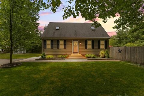 19 Station St Wareham MA 02571