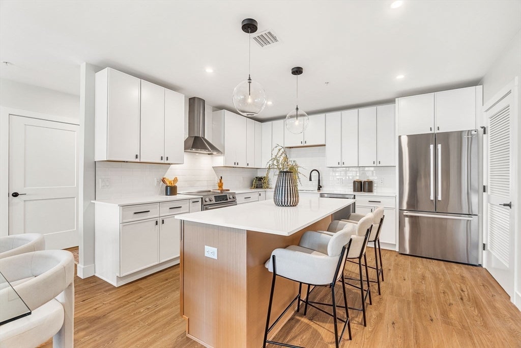 20 Audubon Way 208