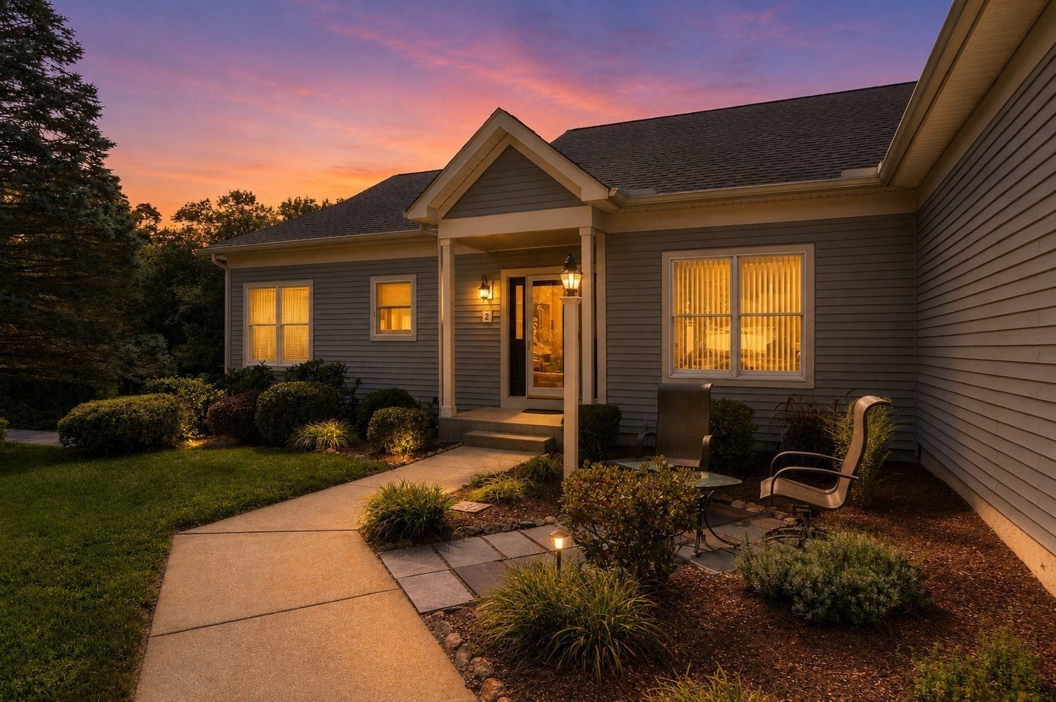 2 Nelson Cir 2